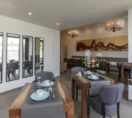 Aurora Bed & Breakfast