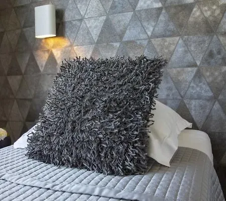 Aurora Bed & Breakfast Kortrijk